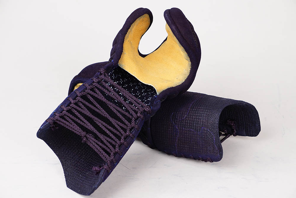 手刺し防具「小手」